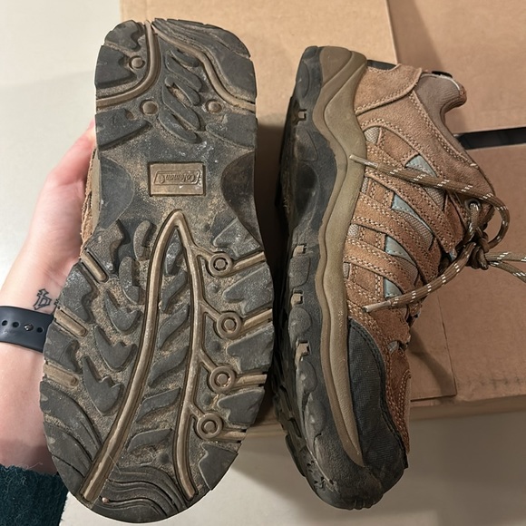 Coleman Womens 9.5W Crescent Lace Up Low Top Comfo - Picture 4 of 4